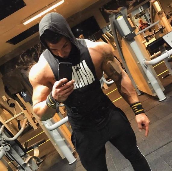 Men’s Gym Shorts: The Key to Comfort, Performance, and Style