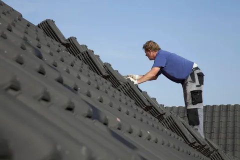 Expert Commercial Roofing Services in Cleveland, OH